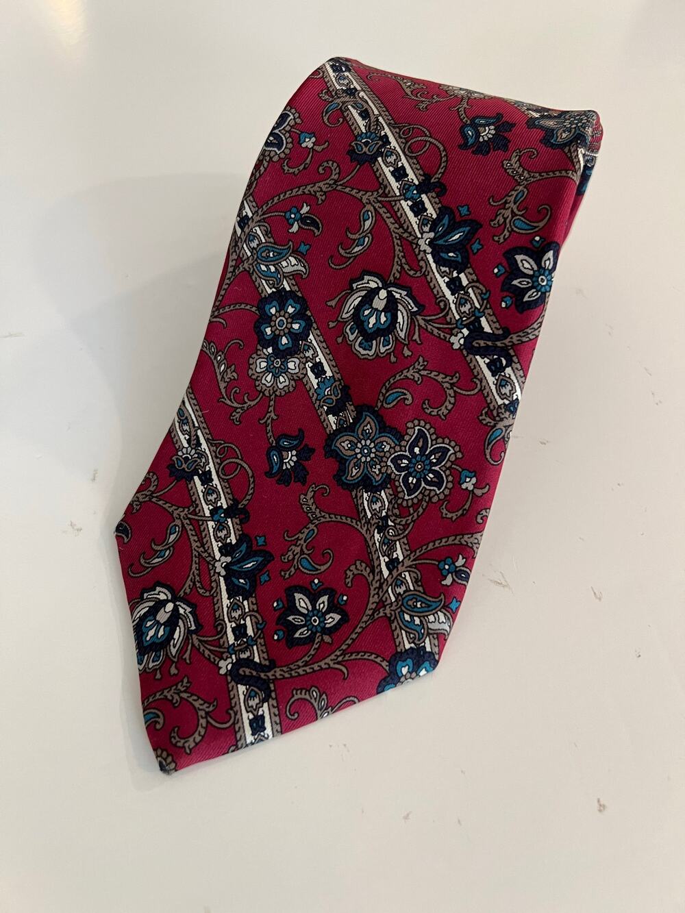 Vintage Christian Dior Paris Designer Men’s Silk Necktie Red Blue Floral JL